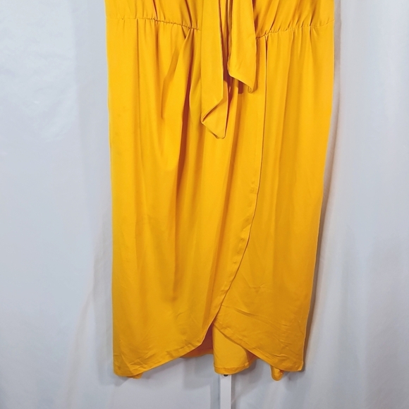 Eloquii Tie Front Tulip Hem Yellow Dress Womans Size 16 - Picture 5 of 8